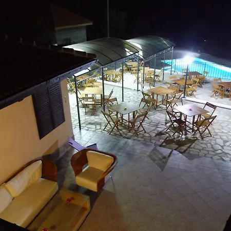 Pensiune Villa Topola