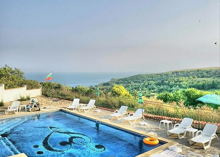 Вила Топола Топола