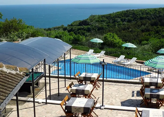 Вила Топола Топола