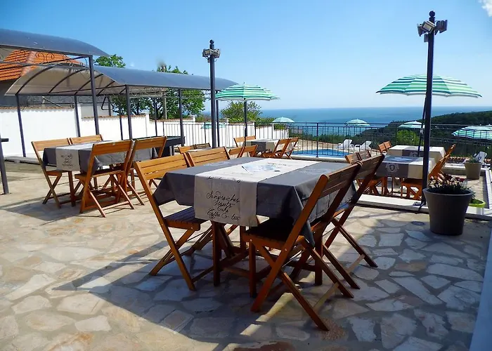 Къща за гости Вила Топола Топола