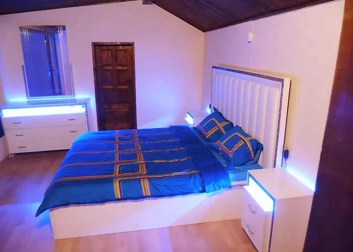 Къща за гости Вила Топола *