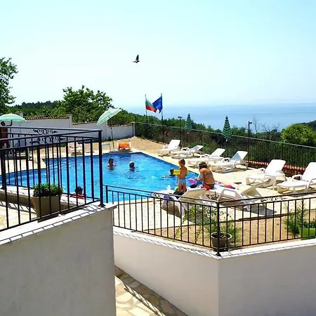 Villa Topola *