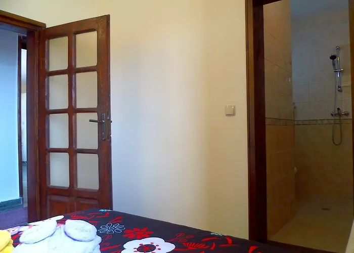 Къща за гости Вила Топола *