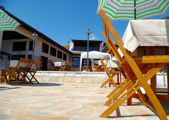 Вила Топола * Топола