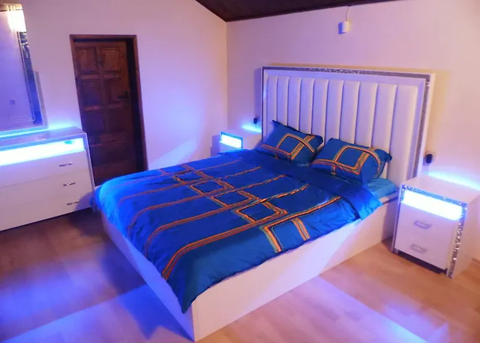 بيت ضيافة Villa Topola