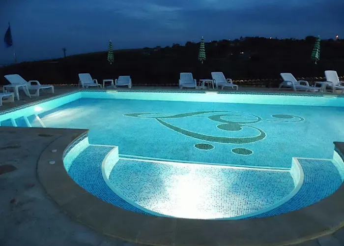 Вила Топола